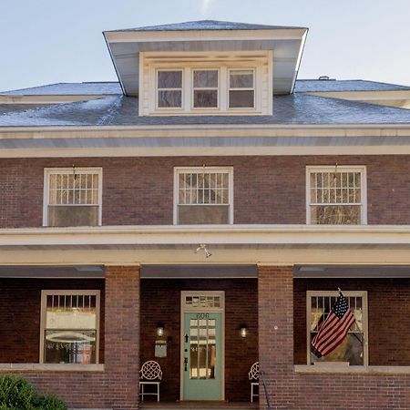 Elk River Hotel & Cafe Sutton Exterior photo